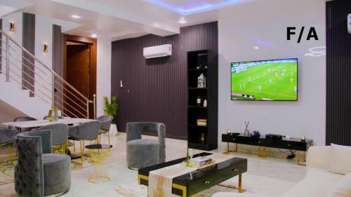 Ikeja Apartment | Favourite Luxury 2 Bedroom Apartment