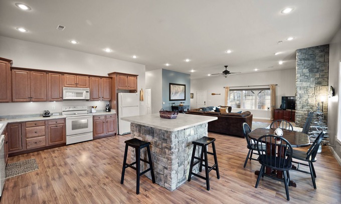 Nancy House | Fawn Run on Lake Cumberland