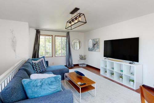 Village of La Jolla House | Fay Cottage