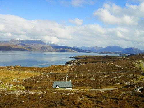 The Hebrides House | Fearnmore Church