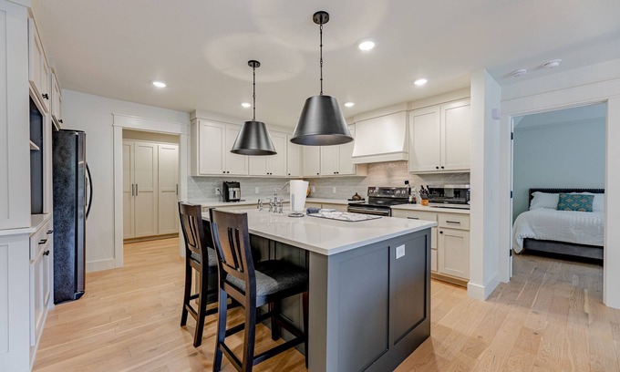 Bella Vista House | Featured On HGTV! Private Lake Access! MTB Trails!