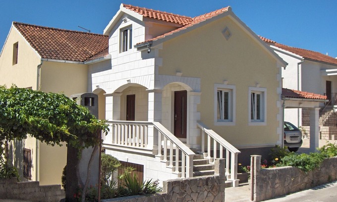 Stari Grad Apartment | Feel at Home When You're Away
