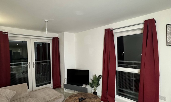 Dartford Apartment | Feel Comfy Apartment.nnOur modern apartment is located in the heart of Dartford