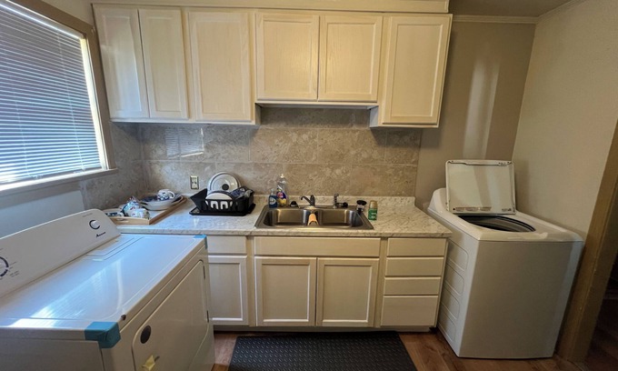 Caddo Heights-South Highlands House | Feel Like Home in Shreveport, LA