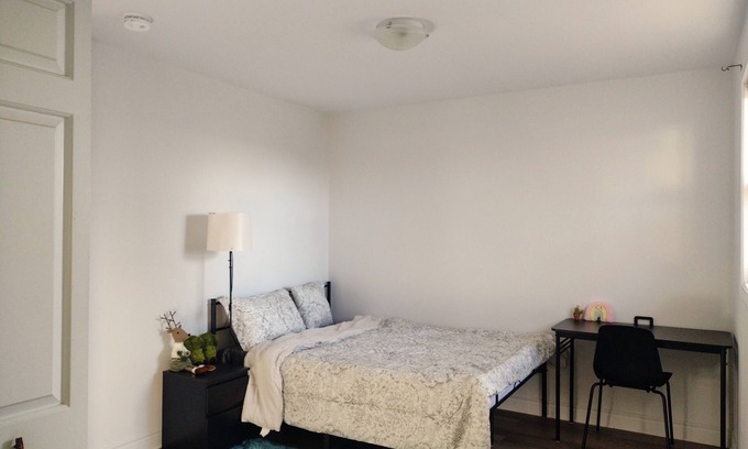 Dartmouth House | (Female Only) Private Bedroom