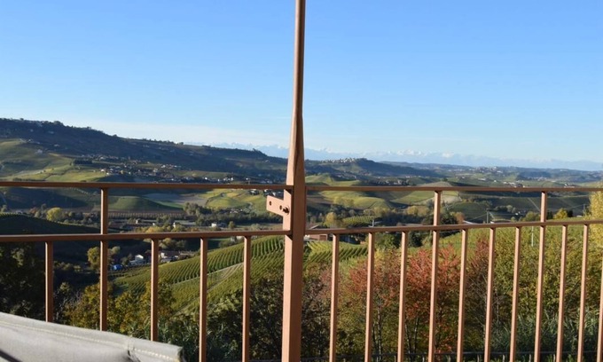Castiglione Falletto Apartment | Fenocchio's House- Green Apartment