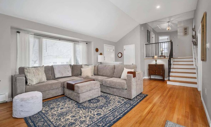 Old Saybrook House | Fenwood Coastal Getaway Private Beach Access