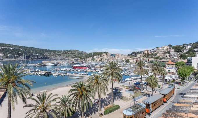 Puerto de Soller Hotel | FERGUS Style Soller Beach