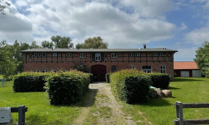 Roggenstorf House | Ferienhaus mit 5 SZ und 2 Bädern auf Insgesamt 220 qm Wohnfläche