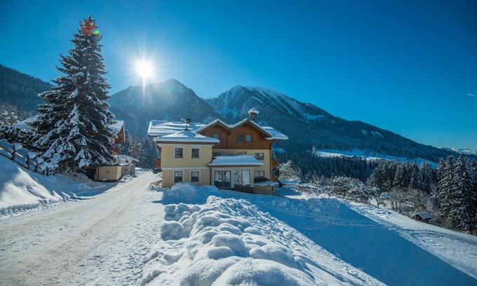 Alpendorf House | Ferien Bauernhof Maurachhof
