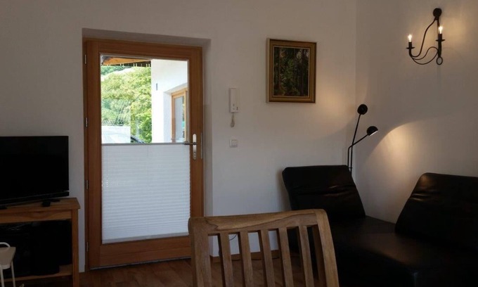 Ramsau Apartment | Ferienwohnung Junior*, 1-2 Personen, Dusche/WC, Terrasse, TV, 1 Schlafzimmer, Erdgeschoss