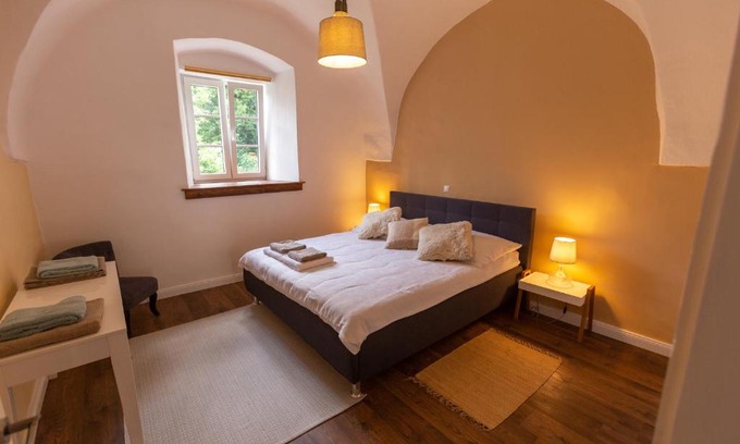 Treffen Apartment | Ferien- und Pferdegut Schloss Treffen