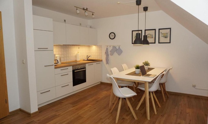 Kuehlungsborn Apartment | Ferienanlage-Reriker-Strasse-OG-links-721