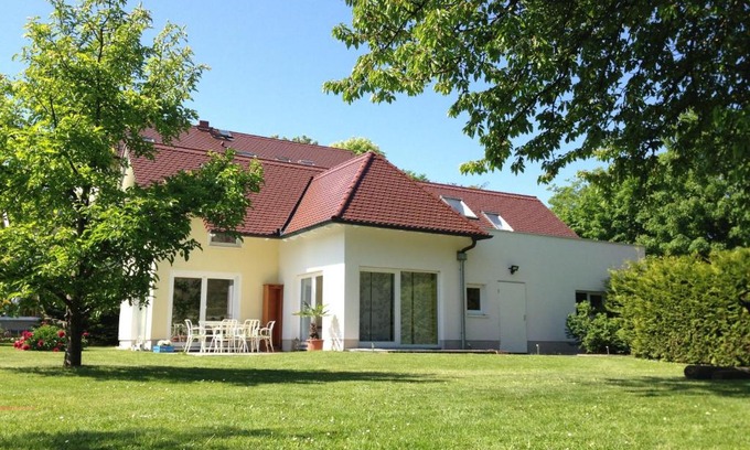 Ost House | Ferienhaus Am Park Leipzig