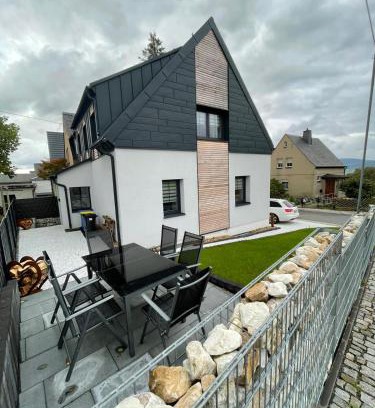 Bernsbach House | Ferienhaus Anton Günther