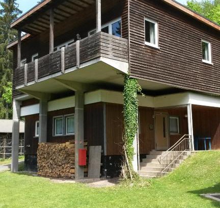 Grossbreitenbach House | Ferienhaus Bad Hundertpfund Typ A