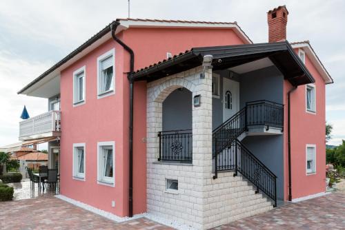 Kastel Apartment | Ferienhaus Bucic