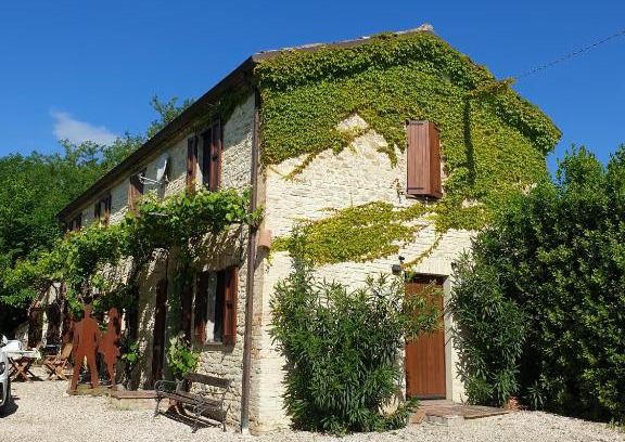 Fratte Rosa House | Ferienhaus "Casa Oleandro" in Fratte Rosa, Italien