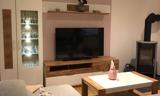Geeste House | Ferienhaus für 12 P. mit Sauna & Ofen, Direkt am Wasser - 2 Haushälften