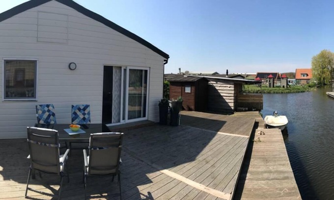 Onderdijk House | Ferienhaus Good Times mit eigenem Steg Ferienpark Vislust Ijsselmeer