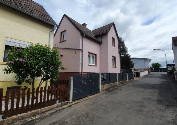 Nidderau Apartment | Ferienhaus in einem Wohngebiet bei Frankfurt