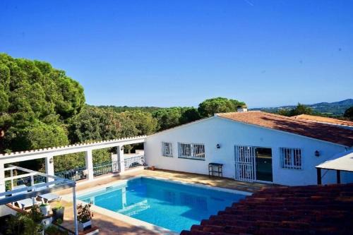 La Roca de Malvet House | Ferienhaus mit 2 Schlafzimmern und großem Pool in Santa Cristina d'Aro