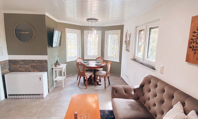 Bad Berleburg Apartment | Ferienhaus mit Zwei Schlafzimmern
