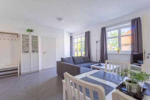 Idafehn Apartment | Ferienhaus Natura Ideal für Urlaub & Business, Küche, WLAN, Parkplatz
