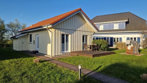 Altefaehr Apartment | Ferienhaus Seestern