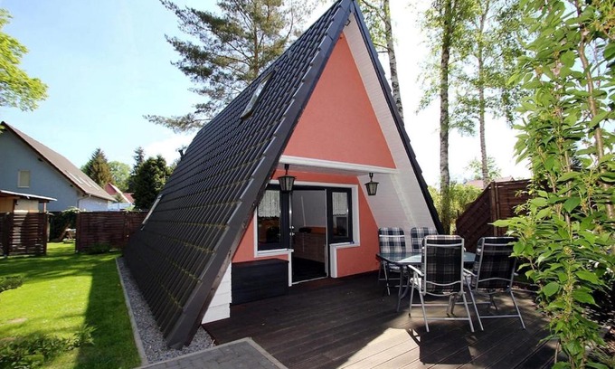 Falkensee House | Ferienhaus Storchennest 2, Falkensee