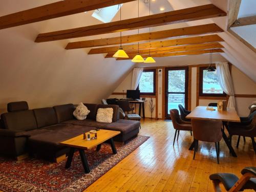 Naila Apartment | Ferienhaus Waldglück