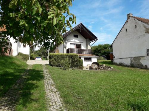 Vaskeresztes House | Ferienhaus Weingarten Eisenberg