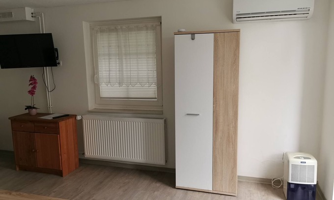 Elmenhorst/Lichtenhagen Apartment | Ferienwohnung 2-3 Pers