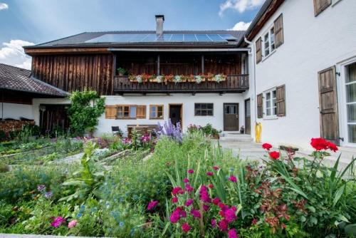 Seehausen am Staffelsee Apartment | Ferienwohnung Lacherhof