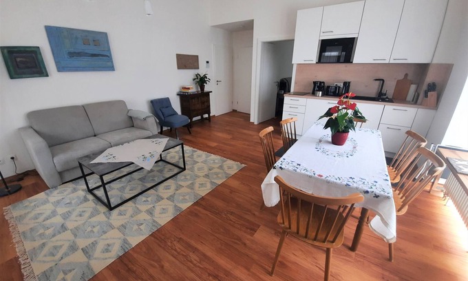 Oberkirch Apartment | Ferienwohnung, 42 qm, 1 Schlafzimmer, 1 Wohnzimmer, Max. 2 Personen