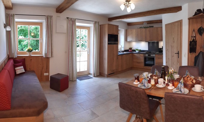 Kienberg Apartment | Ferienwohnung 50 qm, mit Zwei Schlafzimmer und Terrasse