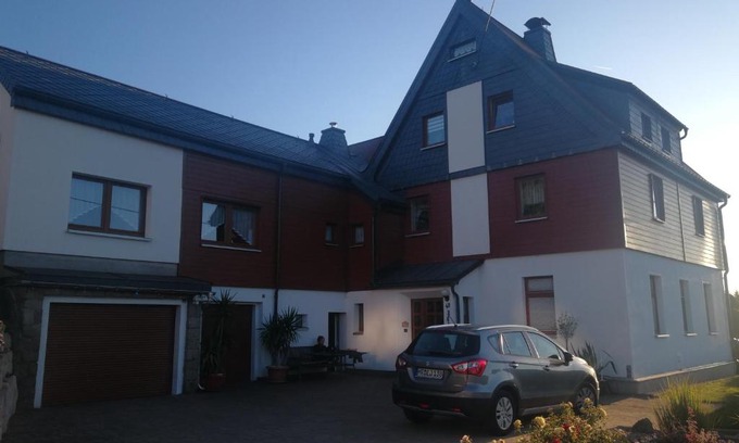 Klingenthal Apartment | Ferienwohnung am Aschberg