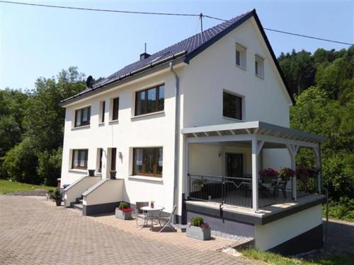 Monreal Apartment | Ferienwohnung Am Elzbach