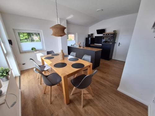 Alt Krenzlin Apartment | Ferienwohnung am Gestütsweg Alt Krenzlin