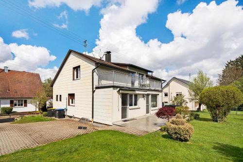 Offingen Apartment | Ferienwohnung Am Schlehbach