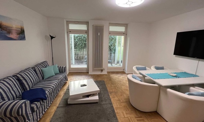 Ostliche Altstadt Apartment | Ferienwohnung Apartment Bernstein - 3-raum Apartment Bernstein