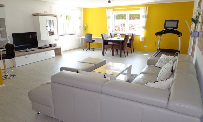 Goldkronach Apartment | Ferienwohnung/app. für 2 Gäste mit 62m² in Goldkronach