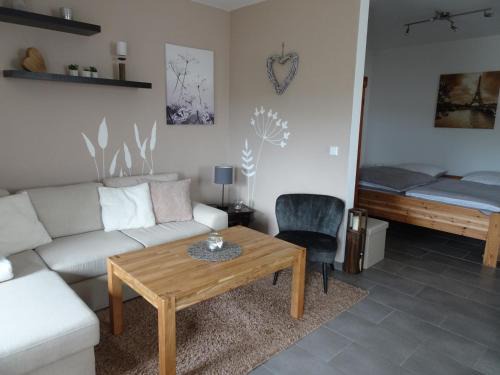 Harth Apartment | Ferienwohnung Büren-Harth