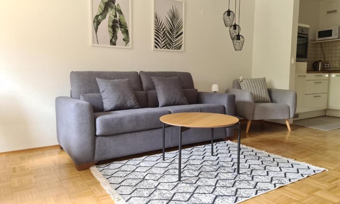 Bad Schachen Apartment | Ferienwohnung Bad Schachen mit Fahrradraum