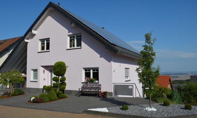 Ettringen Apartment | Ferienwohnung Bellerbergblick