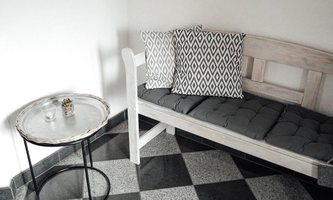 Nendingen Apartment | Ferienwohnung Brennten