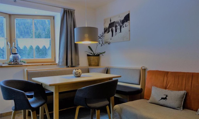 Gortipohl Apartment | Ferienwohnung Brugger