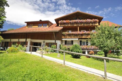 Vorderhindelang Apartment | Ferienwohnung - Café Mali