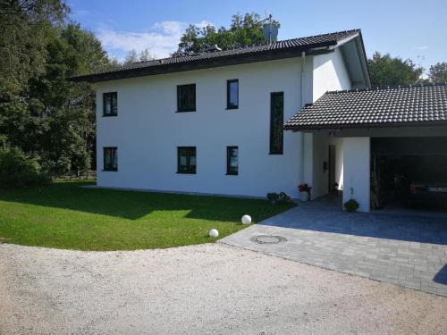 Fridolfing Apartment | Ferienwohnung Casa Bianka in Fridolfing