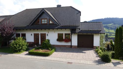 Zueschen Apartment | Ferienwohnung Dunja